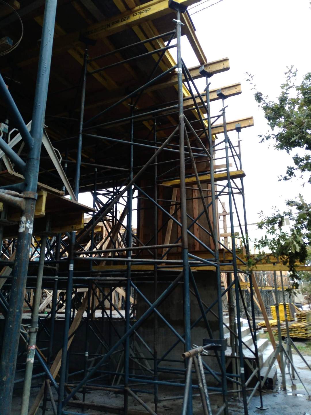 Studios - Pilar