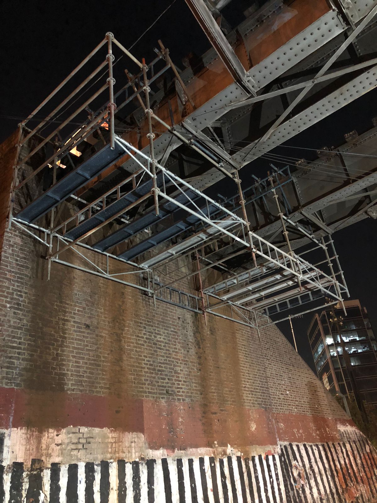 Andamio Colgante para Puente FCGB Norte - Calle Francisco N. Laprida